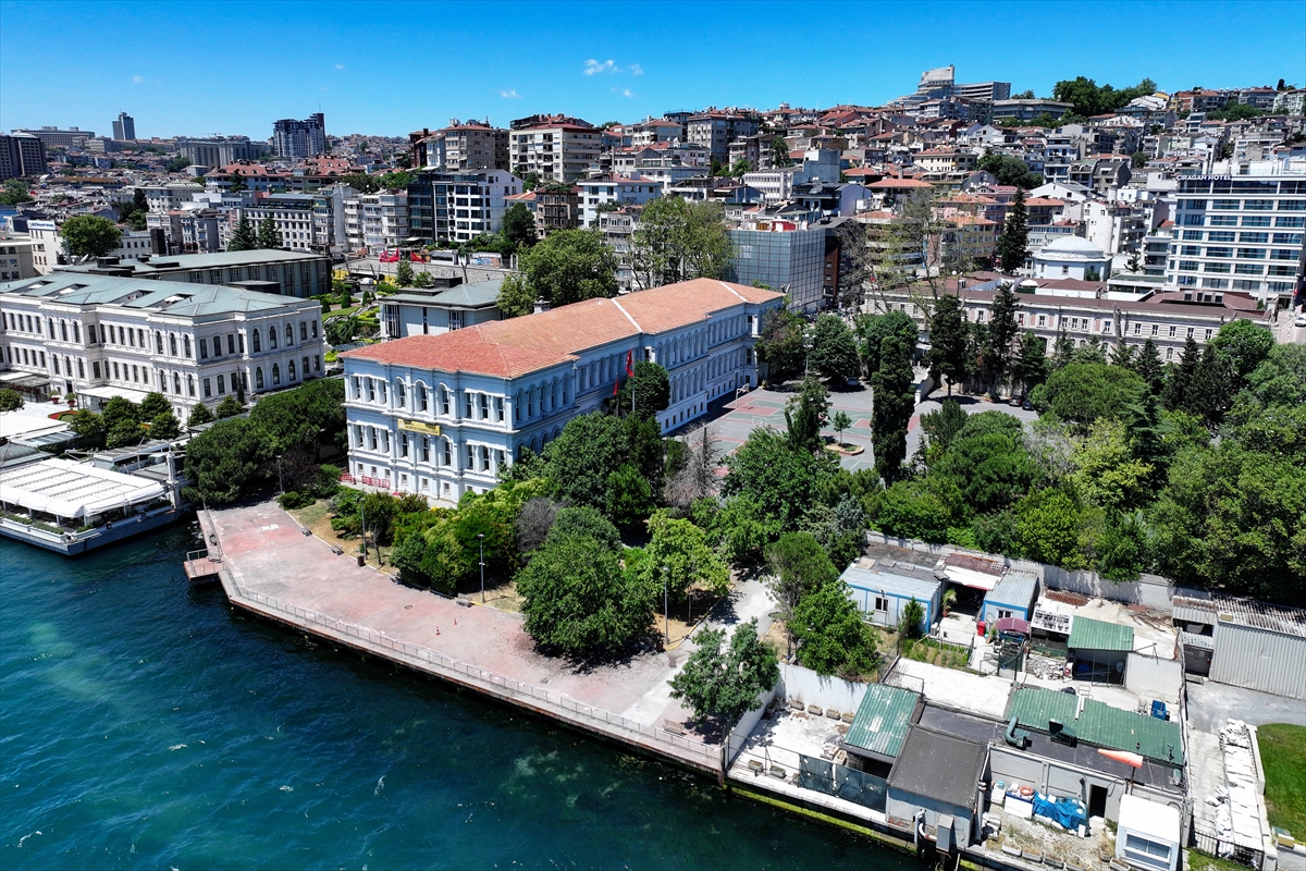 Beşiktaş Anadolu Lisesi: Çırağan'ın 155 yıllık mirası eğitimle