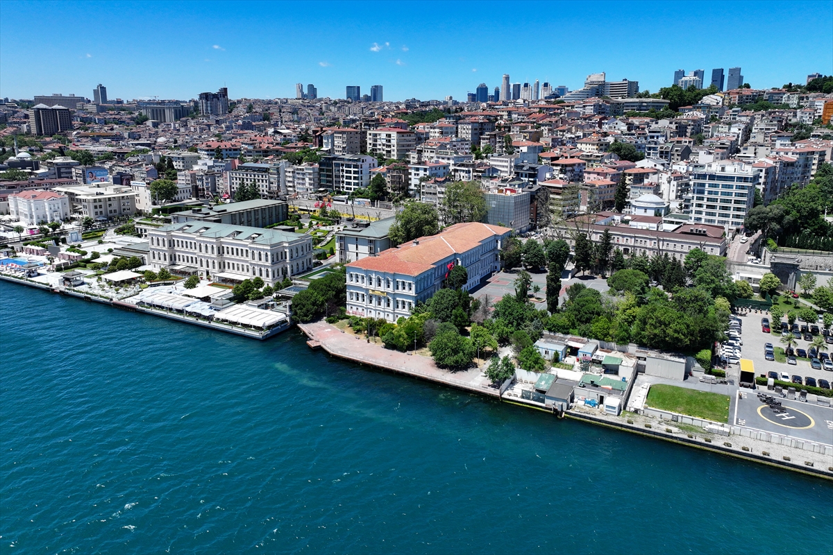 Beşiktaş Anadolu Lisesi: Çırağan'ın 155 yıllık mirası eğitimle