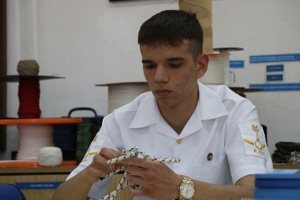 Mavi Vatan'ın astsubayları Yalova'da yetişiyor