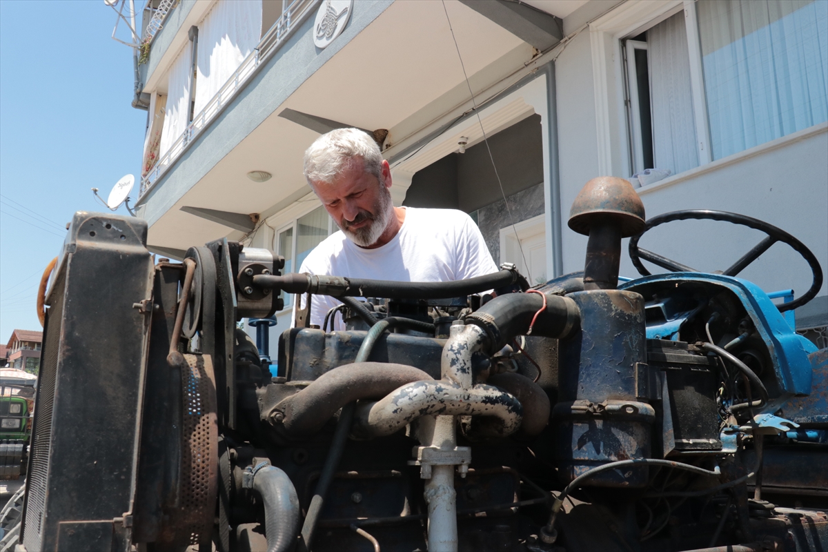 40 yıldır köylülerin emektarı traktörleri tamir ediyor
