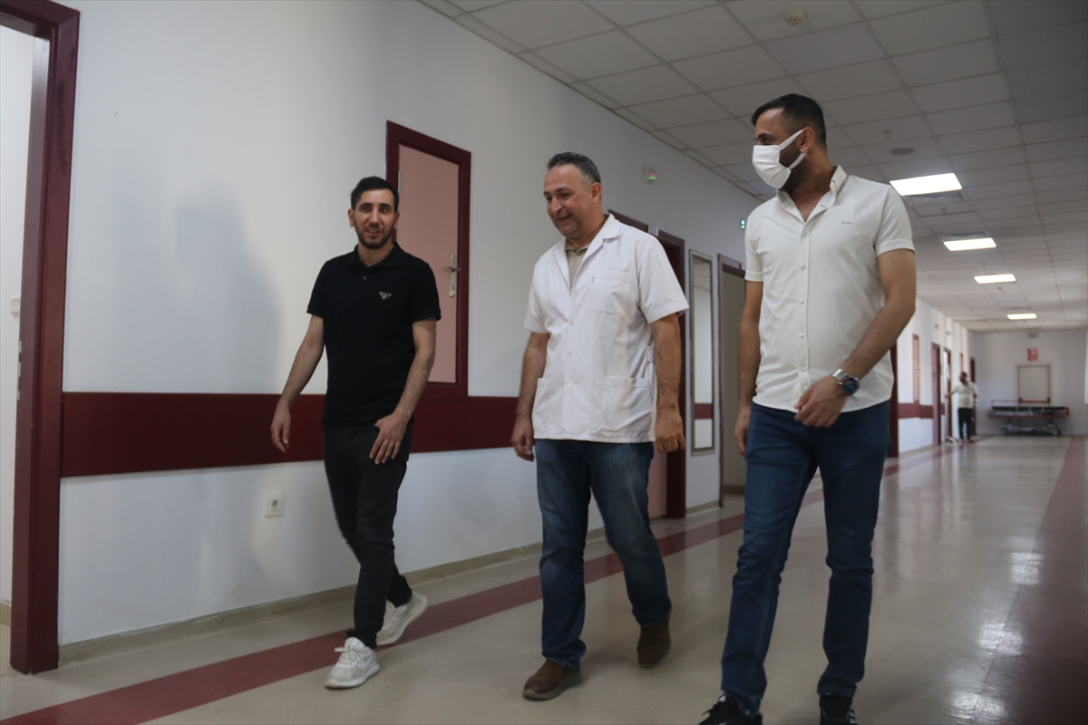 Sağlık çalışanı kardeşinin bağışladığı böbrekle hayata bağlandı