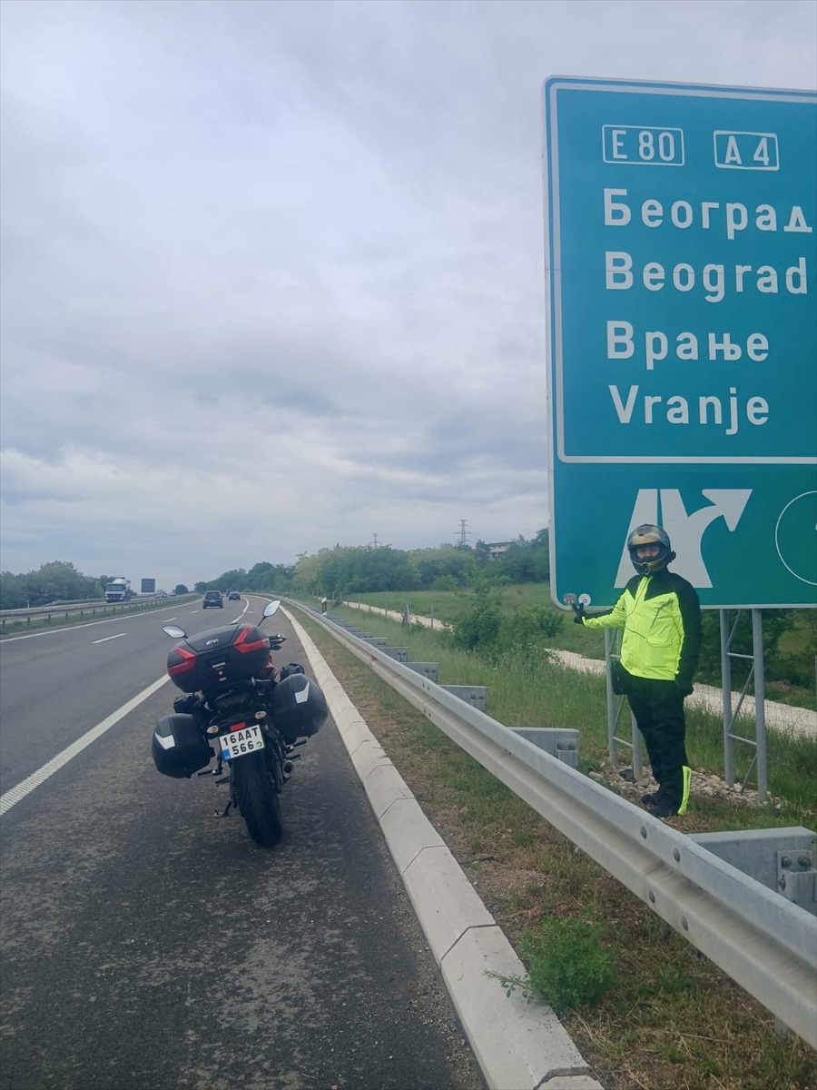 Erasmus eğitimine motosikletiyle giden öğretmen 4 bin kilometre yol yaptı
