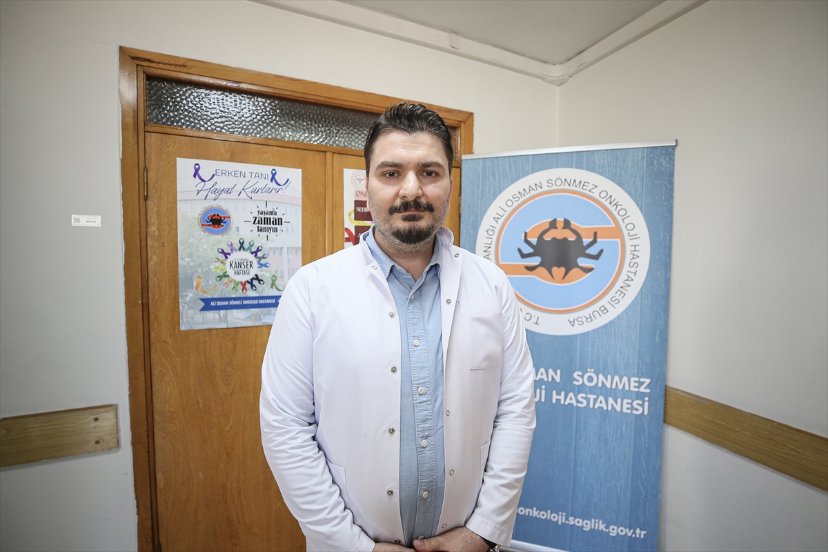 "Onkoloji Hasta Okulu" kanser hastalarının tedavi sürecine rehberlik ediyor