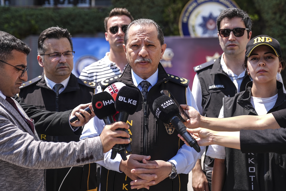 İstanbul'da 1 Ton 45 Kilo Uyuşturucu Ele Geçirildi