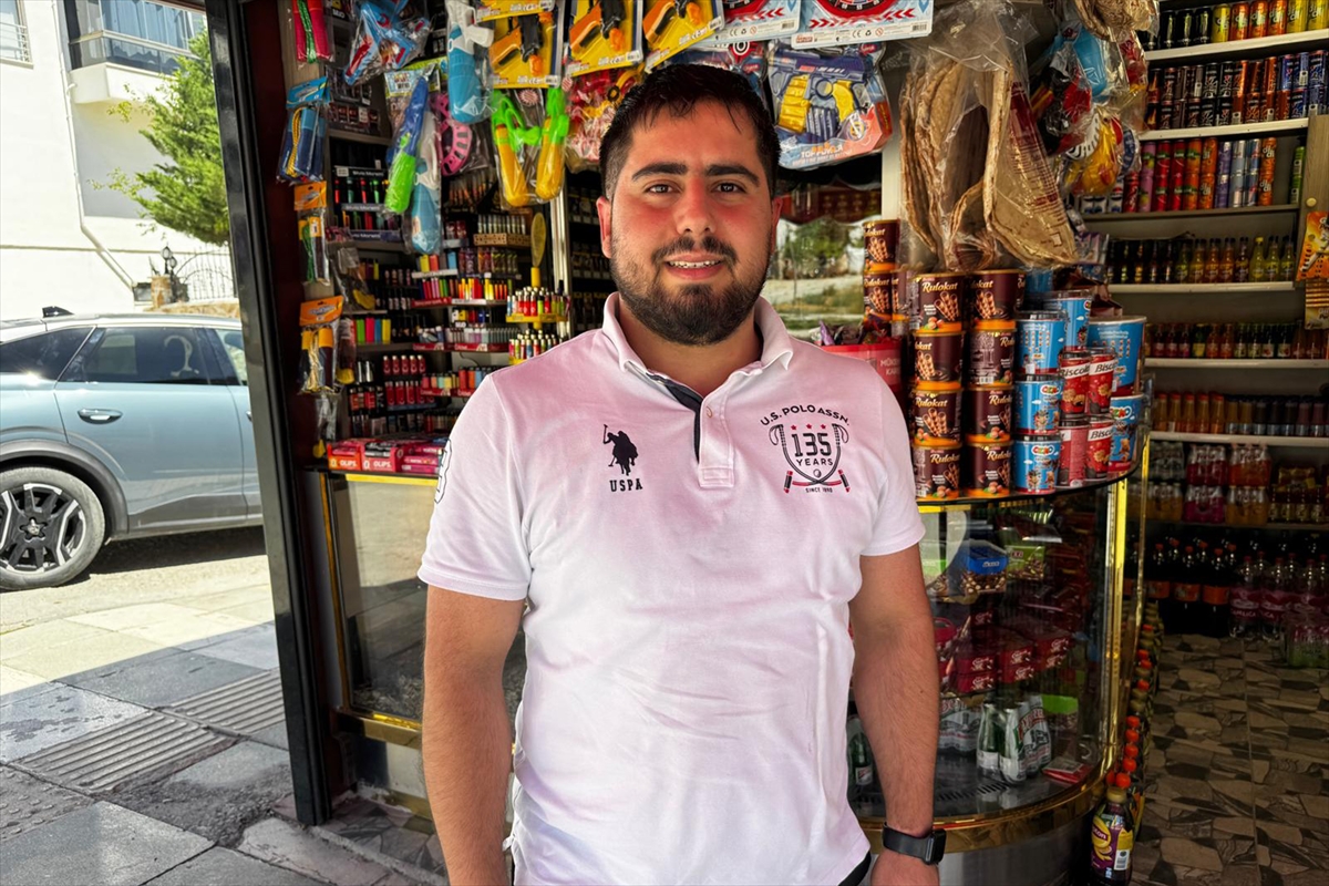 Çocuklar: Suyu aldık, parayı bıraktık