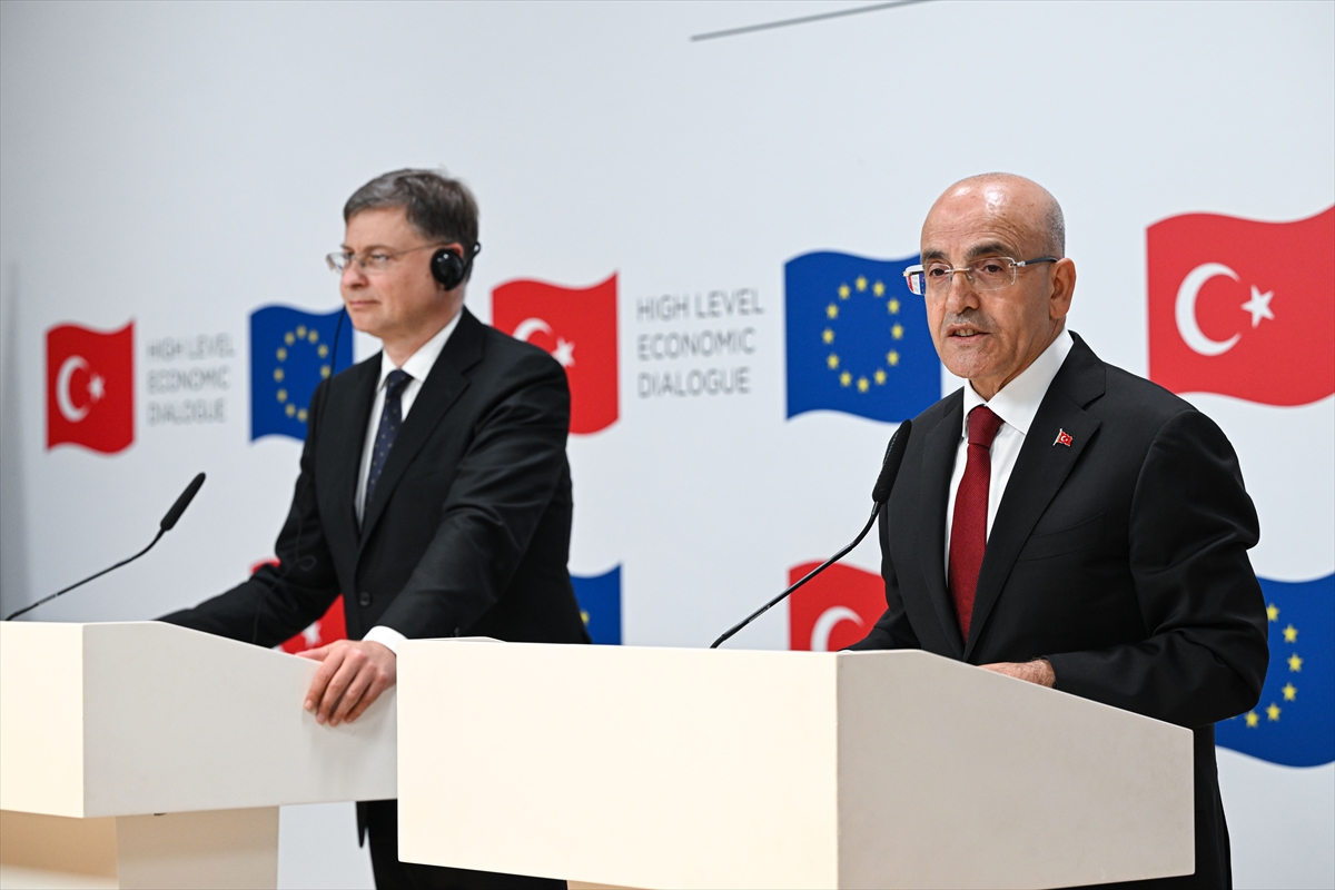 Dombrovskis: Türkiye AB için kilit ortak