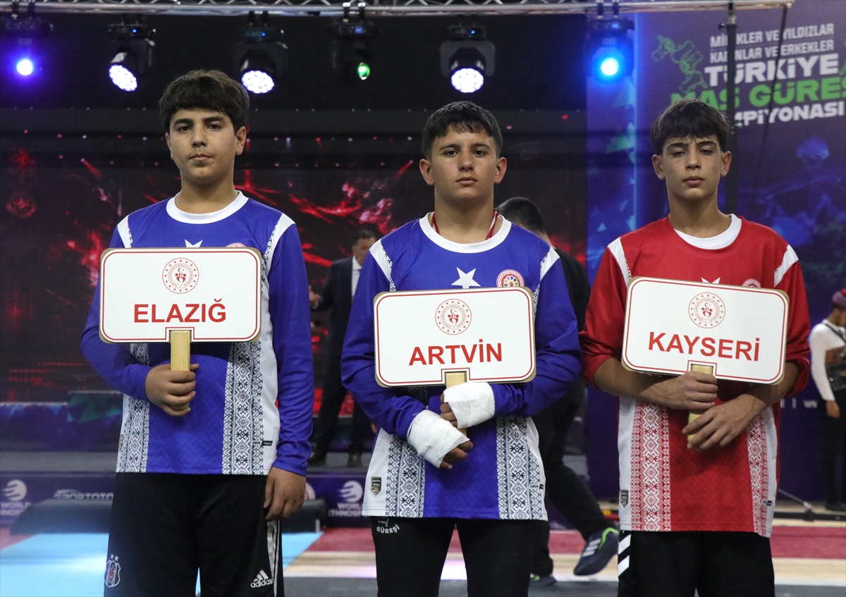 Minikler ve Yıldızlar Türkiye Mas Güreşi Şampiyonası sona erdi
