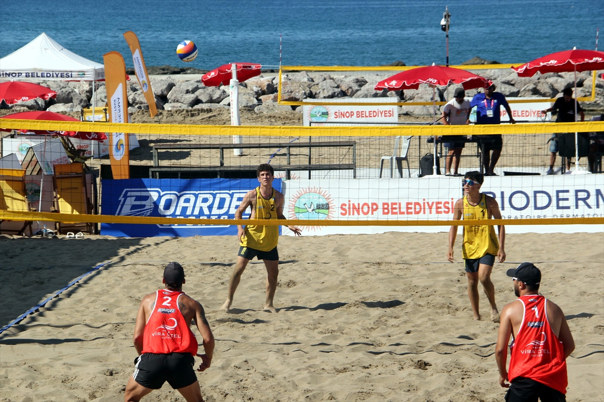 Plaj Voleybolu: Sinop Etabı Başladı
