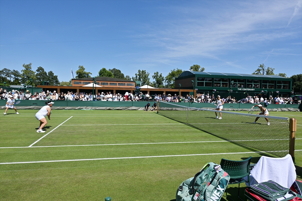 Zeynep Sönmez Wimbledon'dan elendi