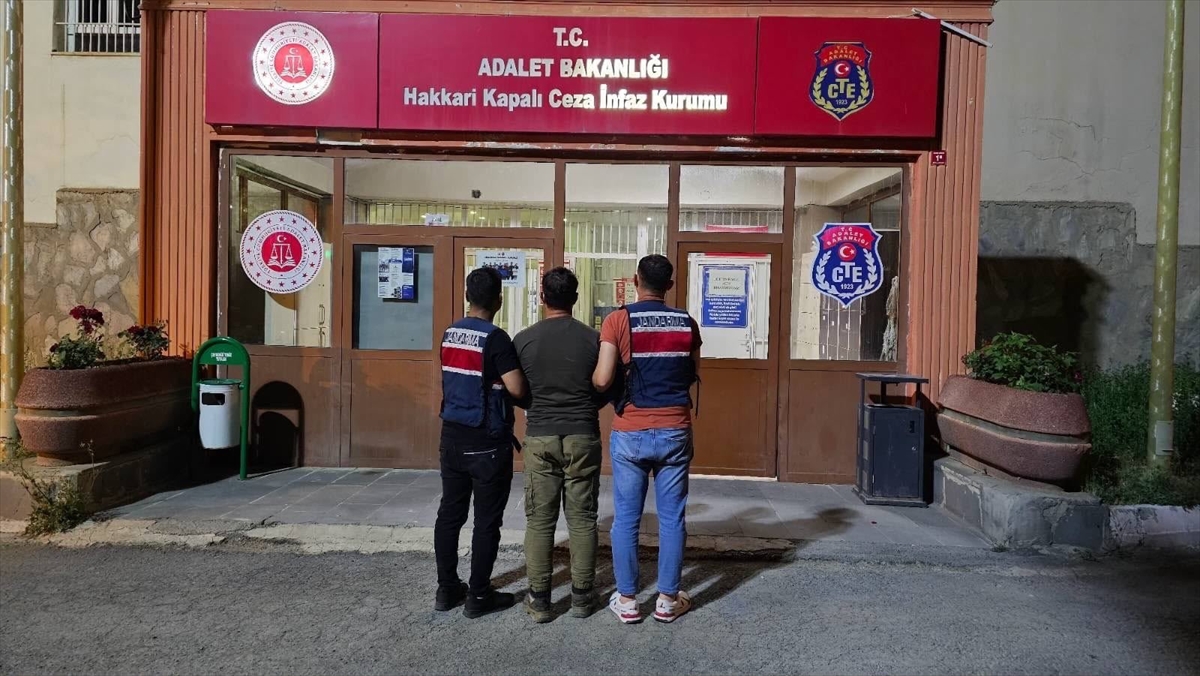 Hakkari'de 11 kilo skunk ele geçirildi