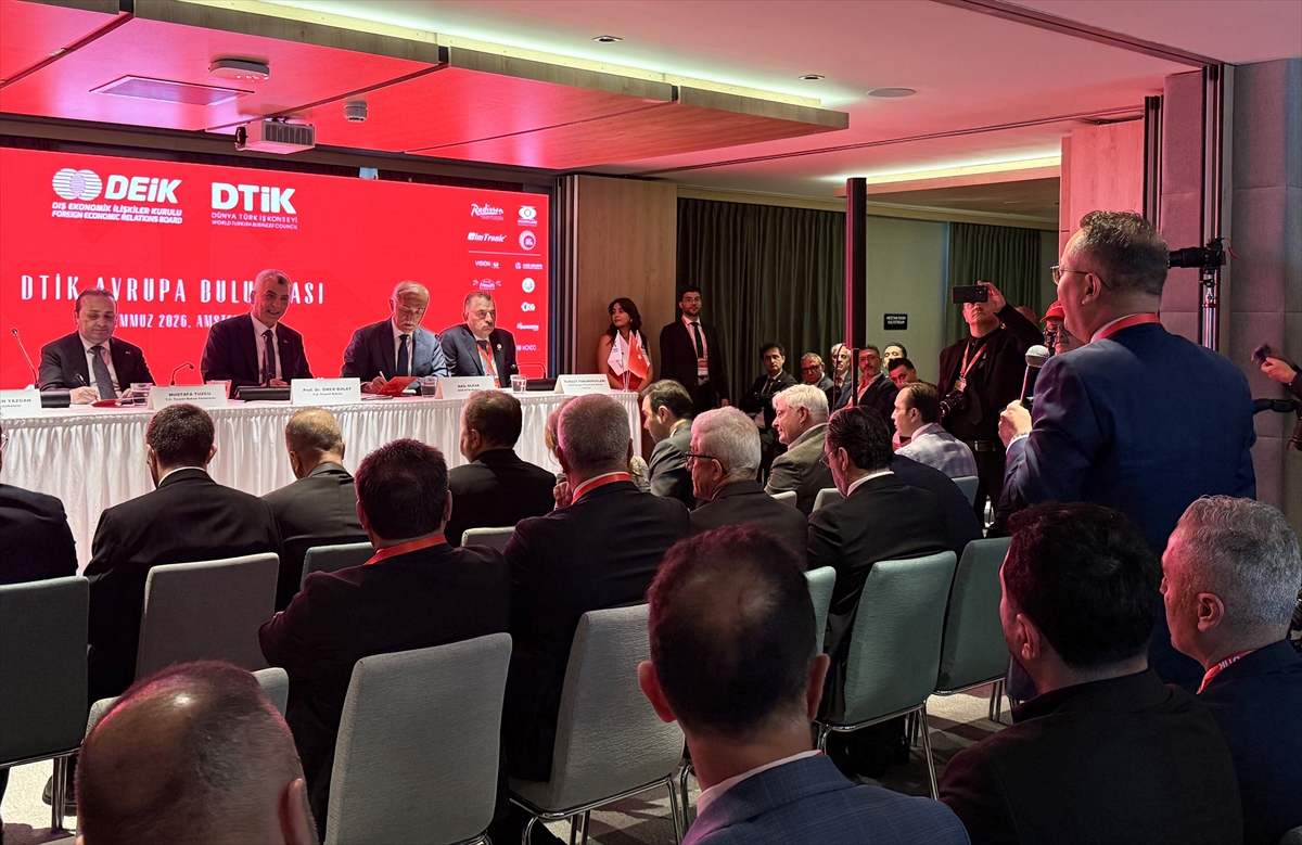 Bolat: Türkiye küresel zorluklara rağmen öne çıkıyor