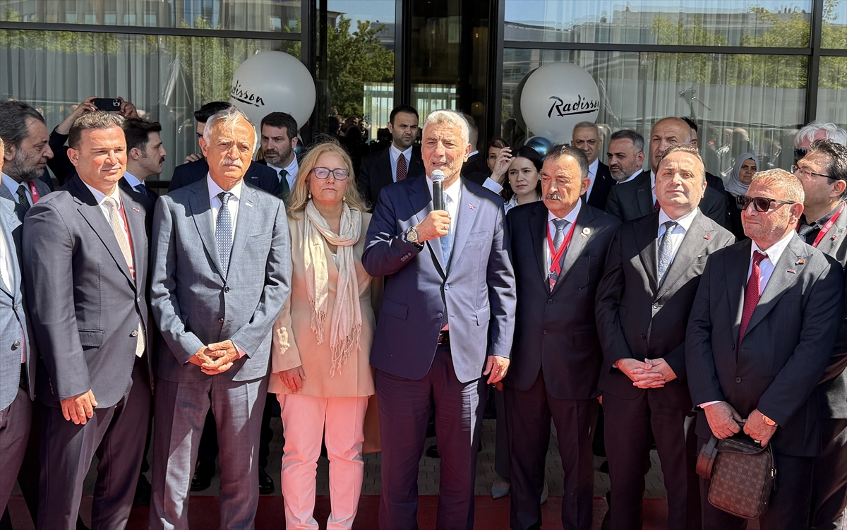 Bolat: Türkiye küresel zorluklara rağmen öne çıkıyor