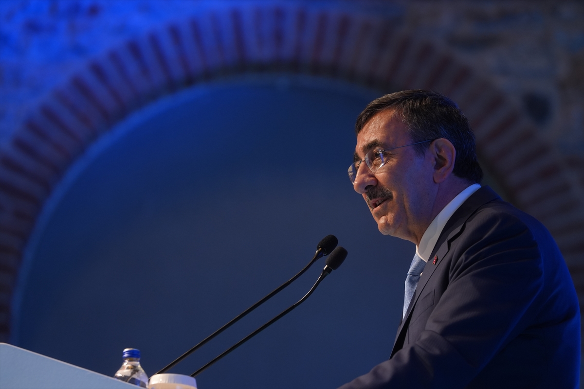 Yılmaz: Deniz güvenliği tavizsiz, gemiler tahliye ediliyor