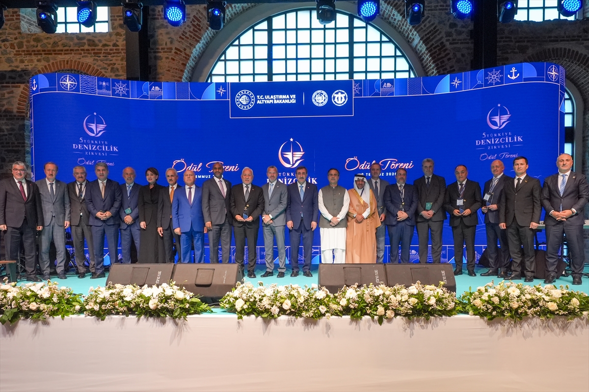 Yılmaz: Deniz güvenliği tavizsiz, gemiler tahliye ediliyor