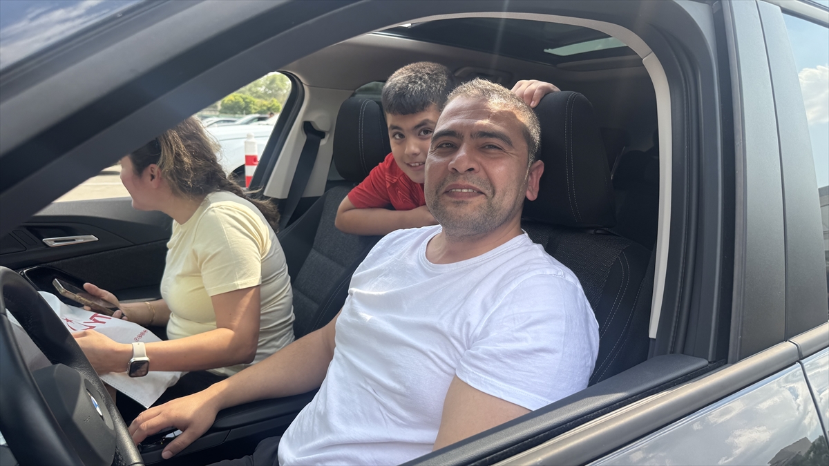 Gurbetçilerin, Avrupa ülkelerinden Türkiye'ye gelişleri sürüyor