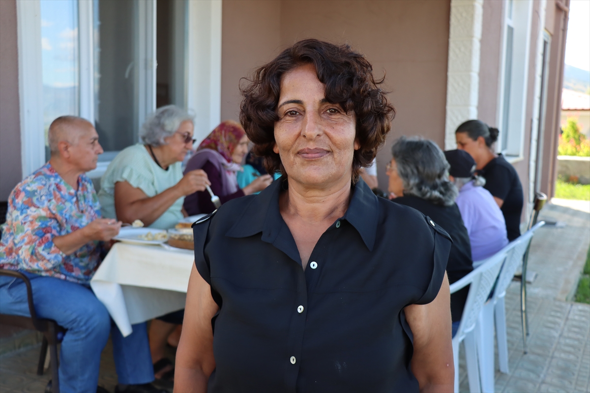 Kadın muhtar öncülüğünde yöresel lezzetler imeceyle yaşatılıyor