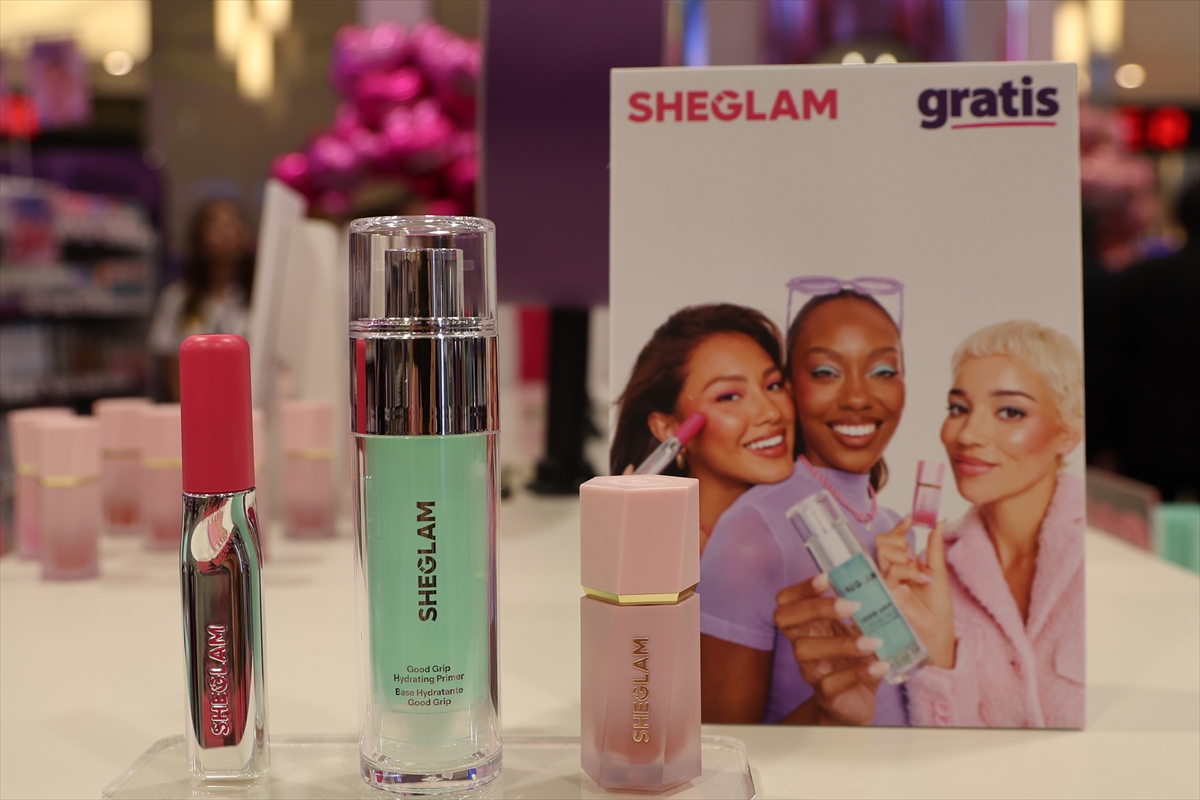 Gratis, küresel makyaj markası Sheglam'ı Türkiye'ye getirdi