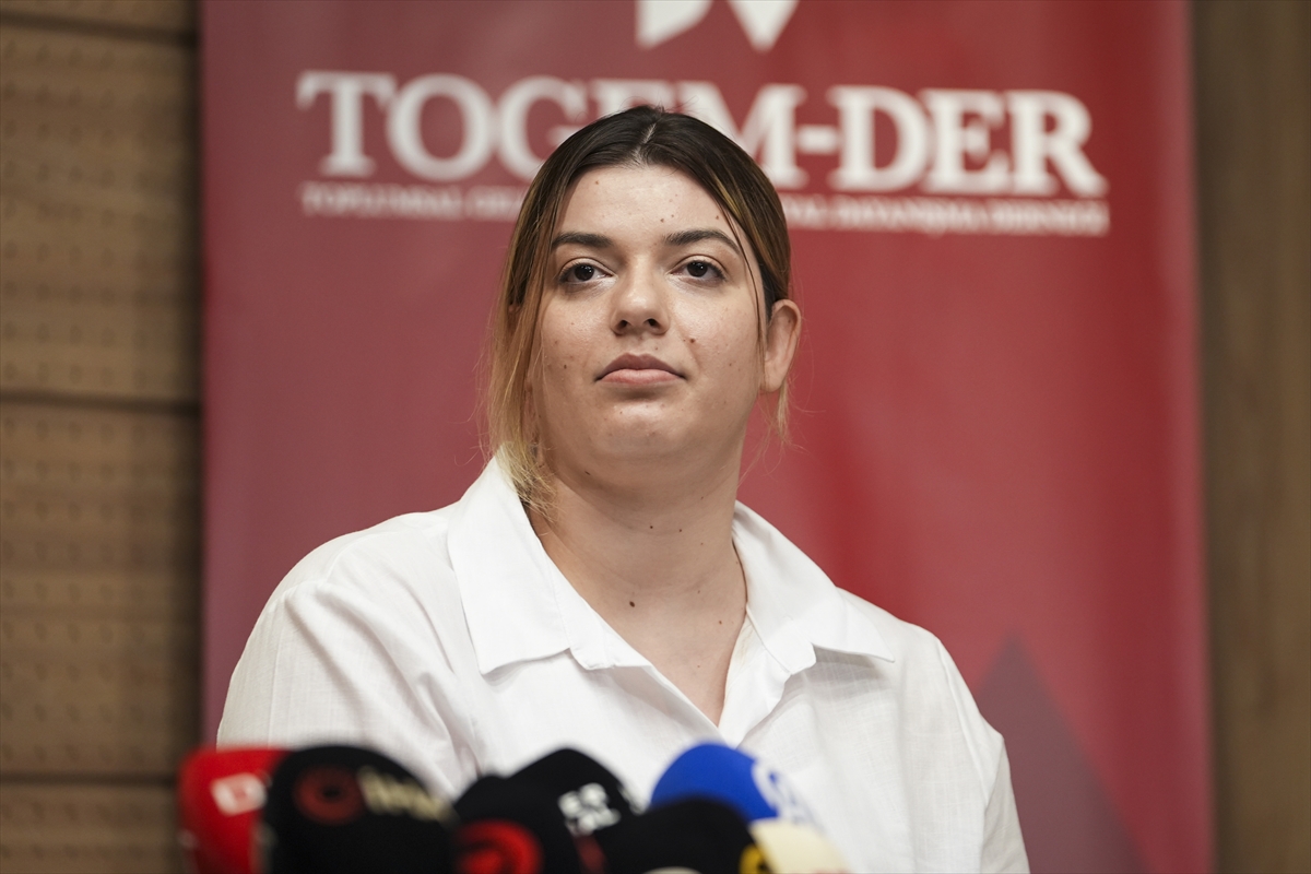 Depremzede anne TOGEM-DER desteğiyle biyonik kola kavuştu