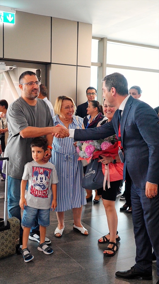Çukurova Havalimanı 10 milyonuncu yolcusunu ağırladı