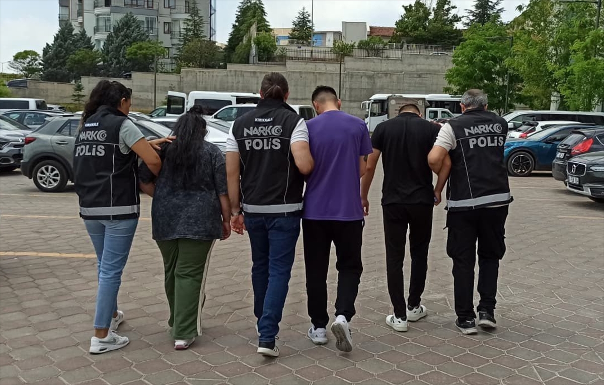Kırıkkale'deki uyuşturucu operasyonunda 3 zanlı tutuklandı