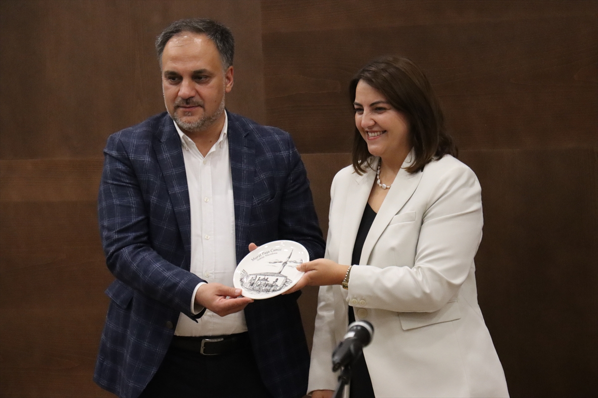 Üsküp'te TİKA destekli yaz okulunun sertifika töreni düzenlendi