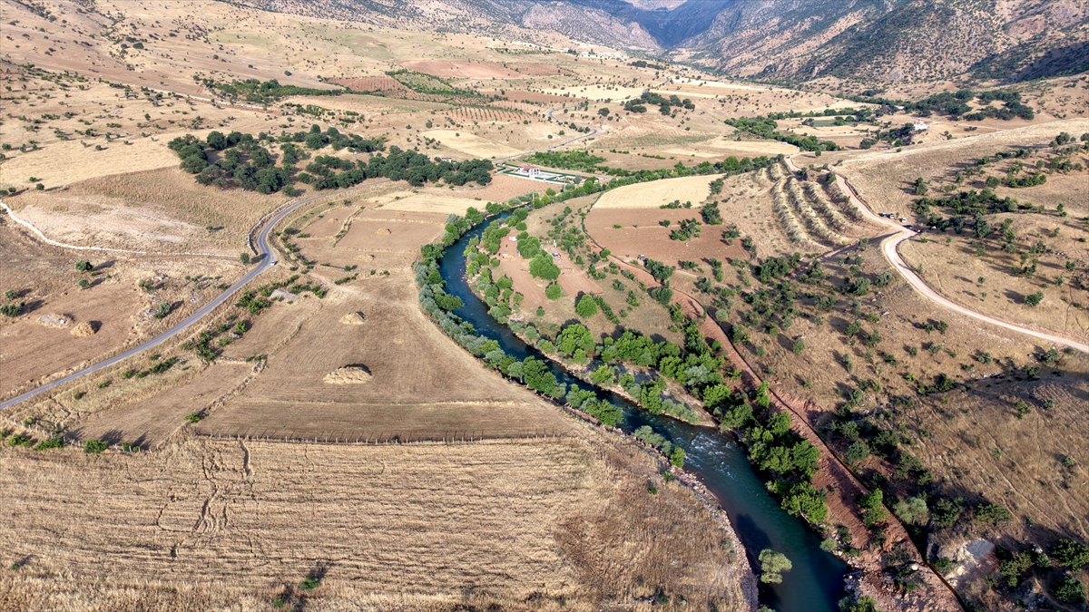 Siirt'te Okçular Deresi'nin kaynağı dron ile görüntülendi
