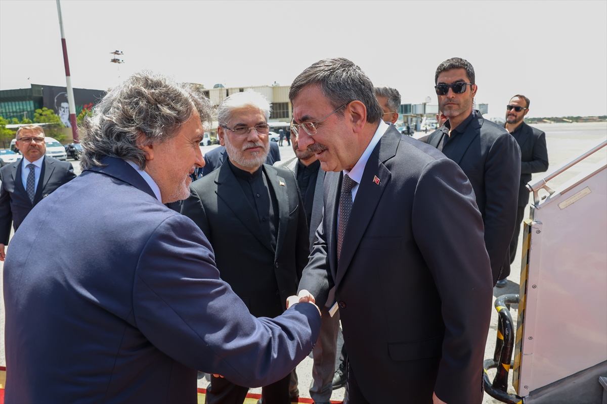 Cumhurbaşkanı Yardımcısı Yılmaz, İran Cumhurbaşkanı Pezeşkiyan ile Tahran’da bir araya geldi