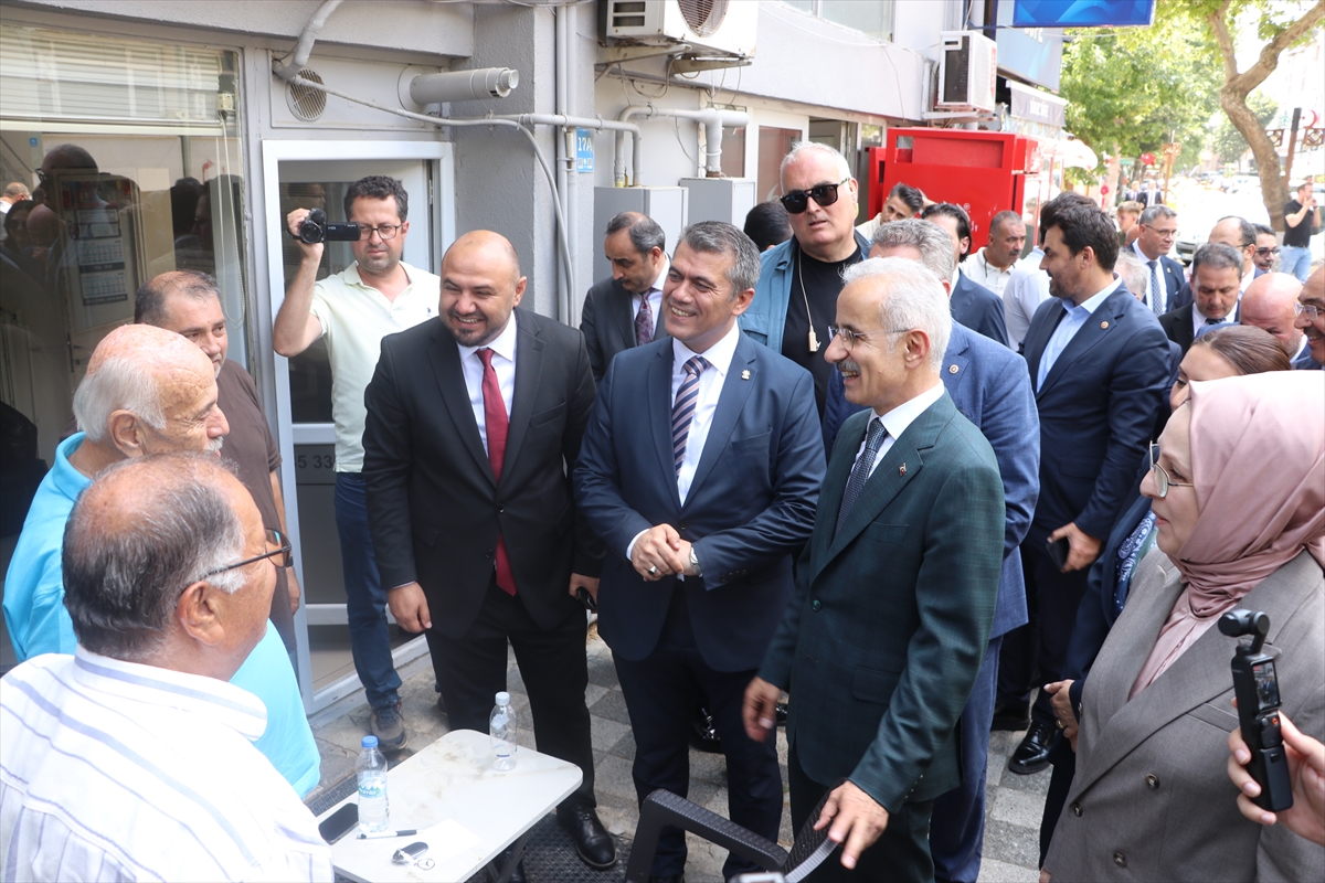 Ulaştırma ve Altyapı Bakanı Uraloğlu, Tekirdağ'da ziyaretlerde bulundu