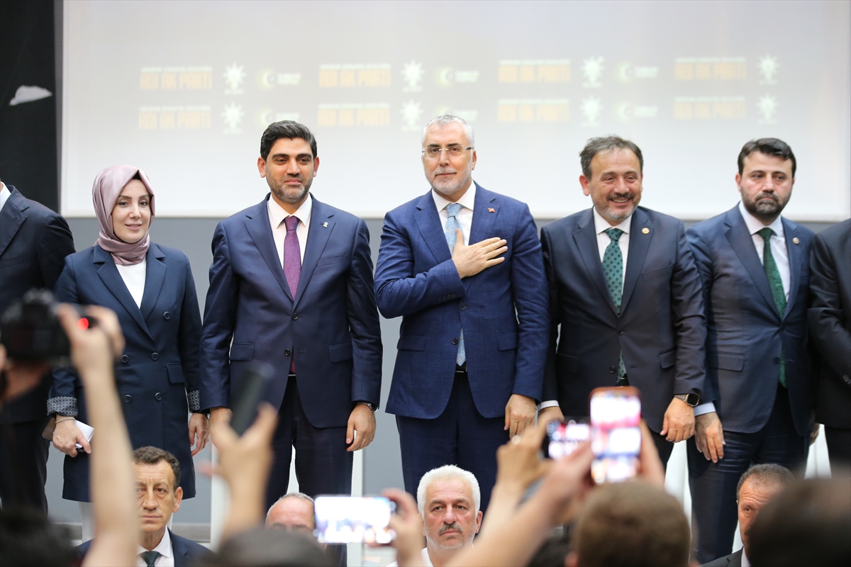 Bakan Işıkhan, Karabük'te "Genişletilmiş İl Danışma Meclisi Toplantısı"nda konuştu: