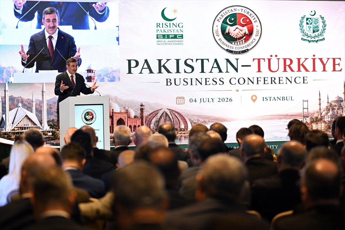 Cumhurbaşkanı Yardımcısı Yılmaz, Türkiye-Pakistan İş ve Yatırım Forumu'nda konuştu: