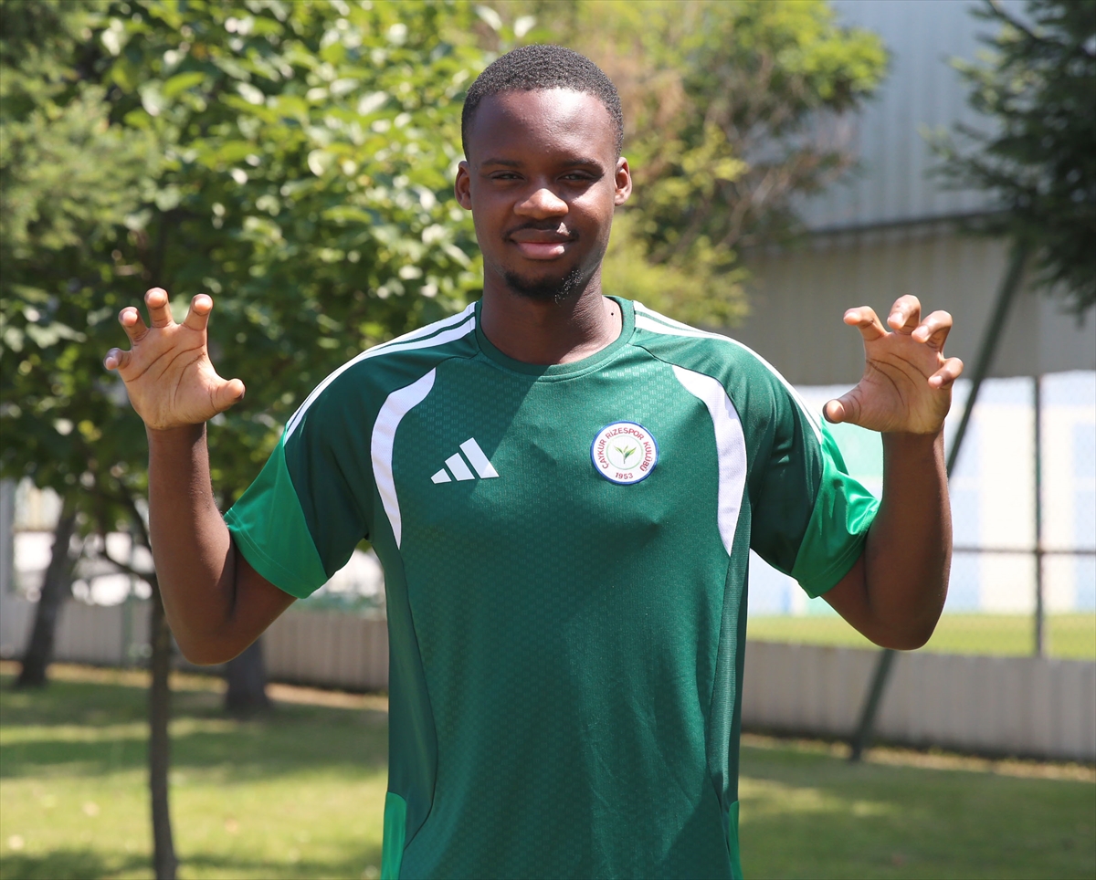 Çaykur Rizespor'un yeni transferleri hedeflerini anlattı
