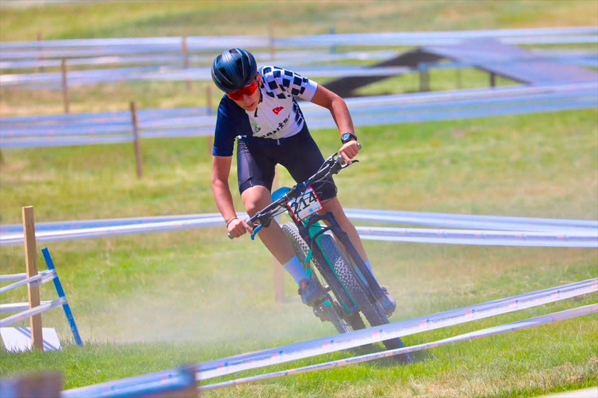 Ergan MTB Cup Yarışı Erzincan'da Başladı