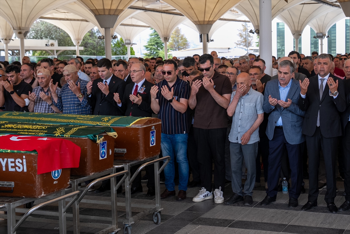 Ülkü Ocaklarının eski yöneticilerinden Soner Arın başkentte son yolculuğuna uğurlandı