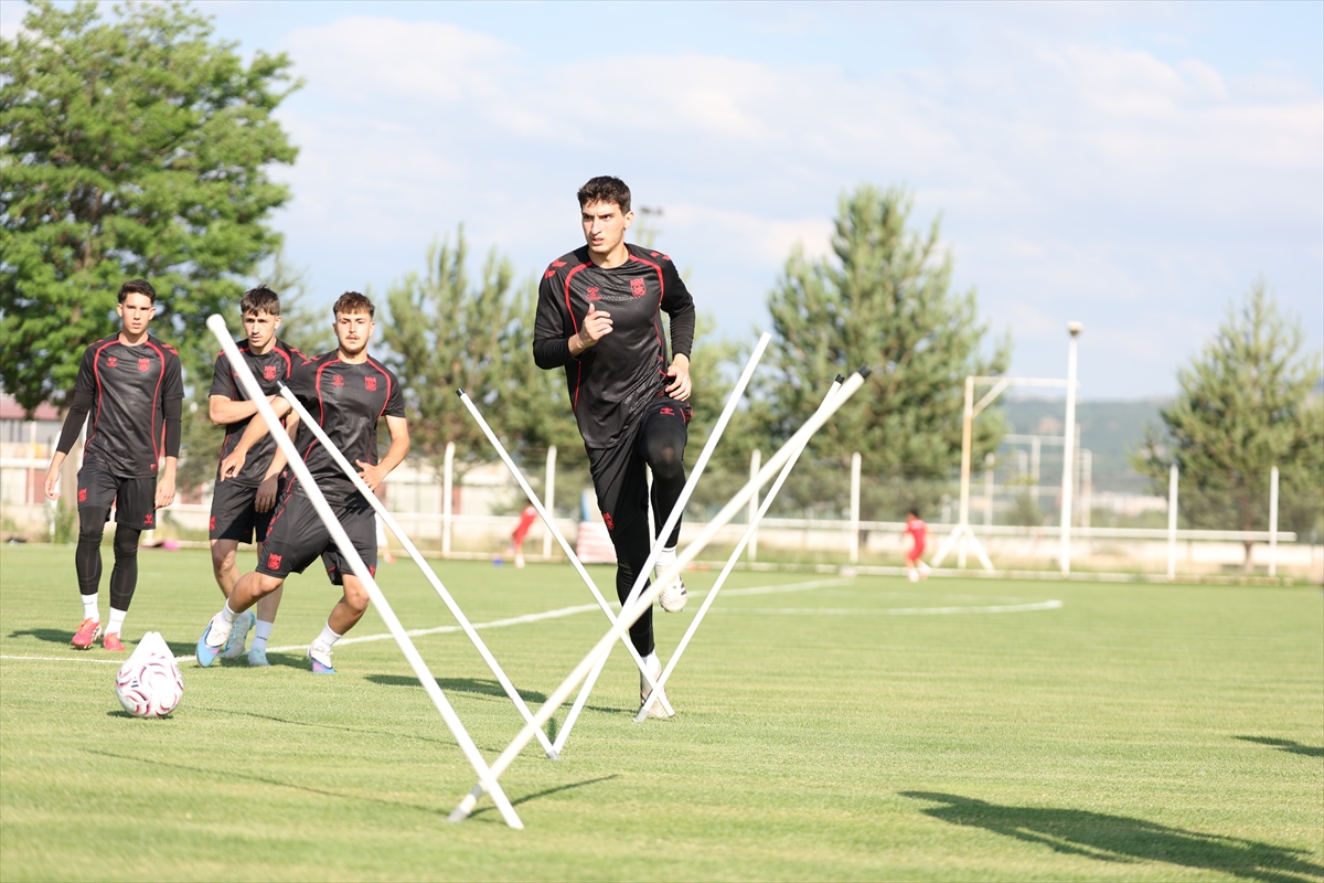 Sivasspor yeni sezon hazırlıklarına başladı