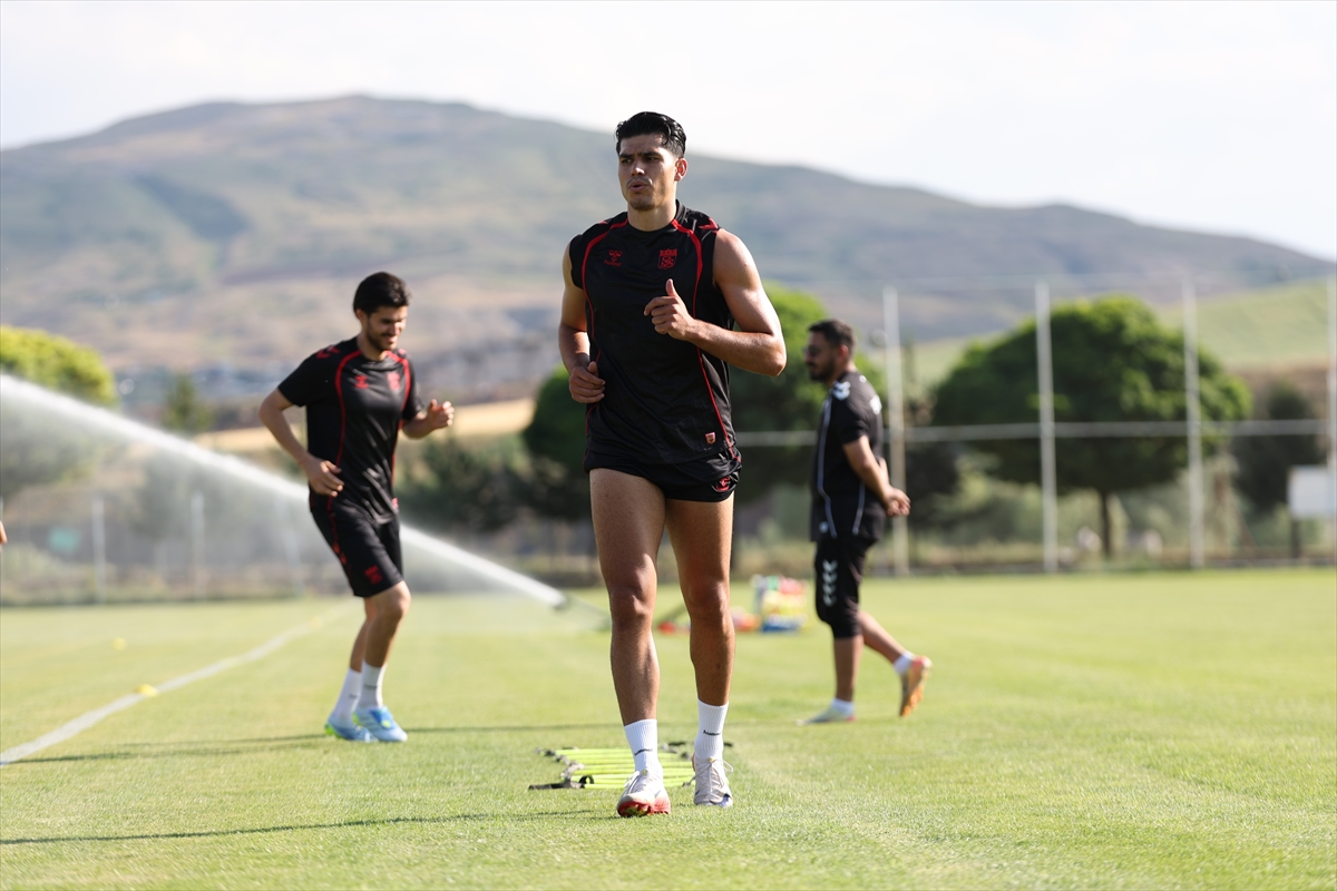 Sivasspor yeni sezon hazırlıklarına başladı