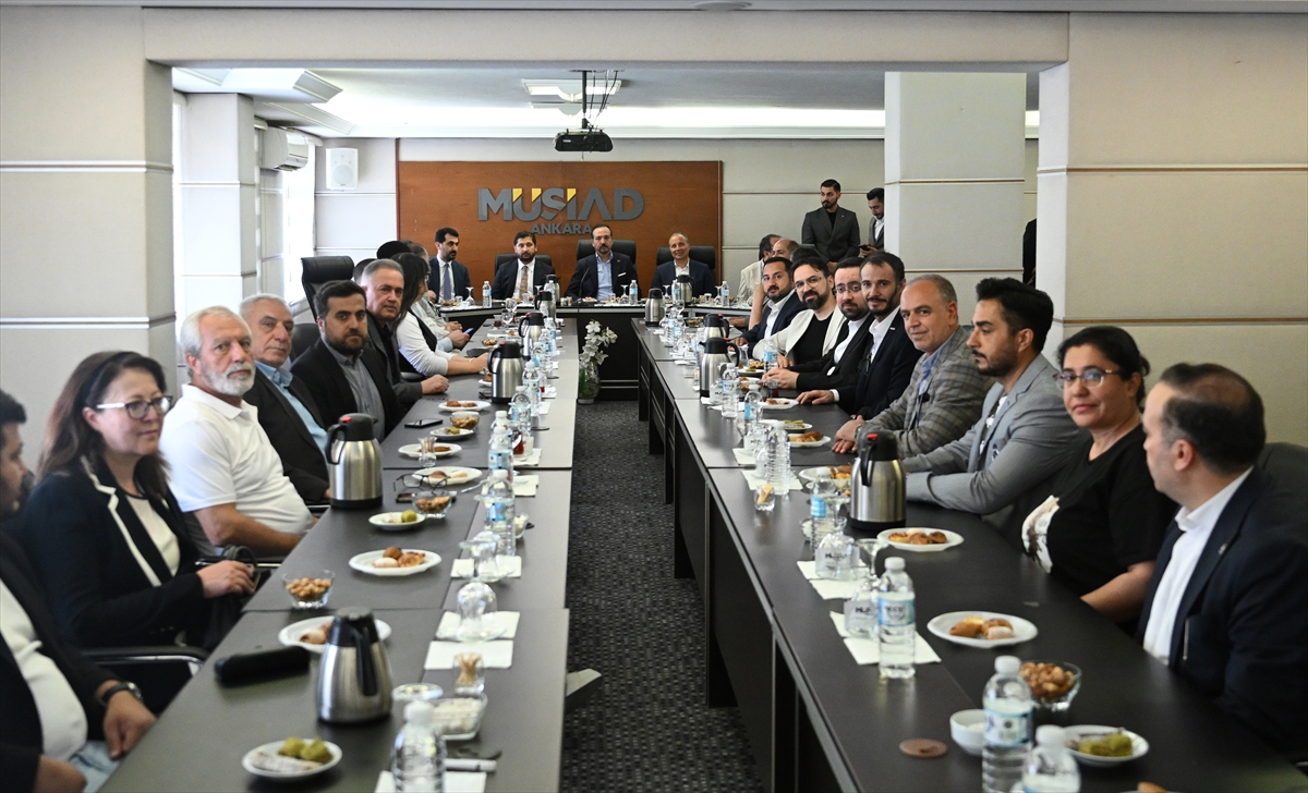 AK Parti Genel Başkan Yardımcısı Zorlu, Çankaya'da bazı STK'leri ziyaret etti