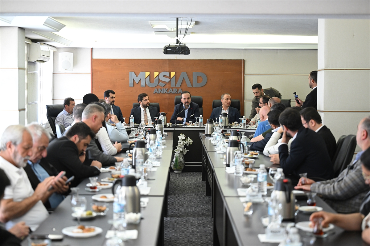 AK Parti Genel Başkan Yardımcısı Zorlu, Çankaya'da bazı STK'leri ziyaret etti