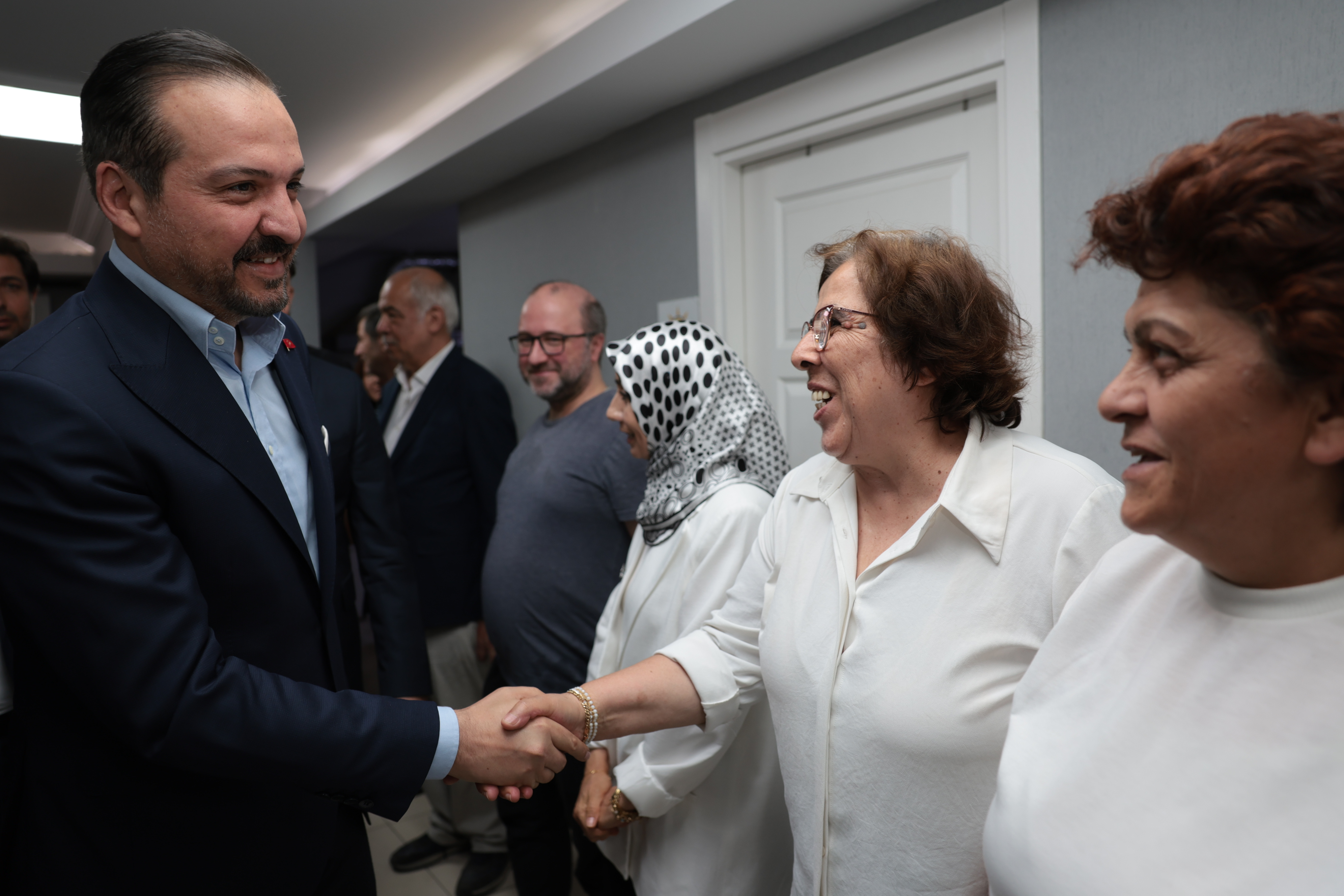 AK Parti Genel Başkan Yardımcısı Zorlu, Çankaya'da bazı STK'leri ziyaret etti