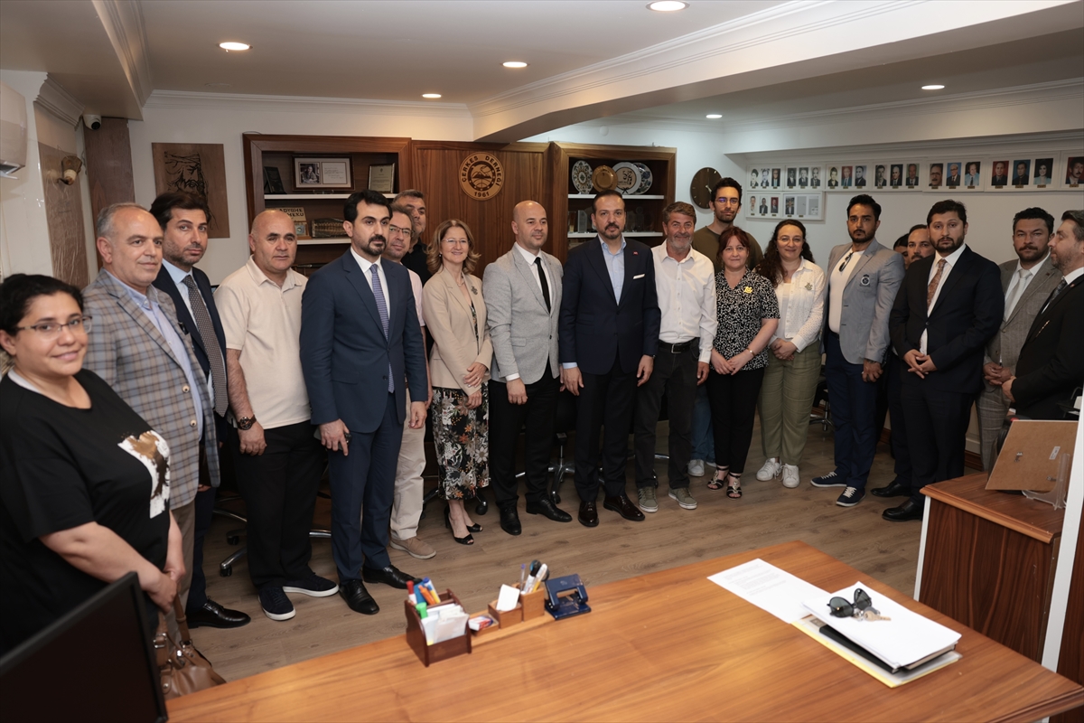 AK Parti Genel Başkan Yardımcısı Zorlu, Çankaya'da bazı STK'leri ziyaret etti