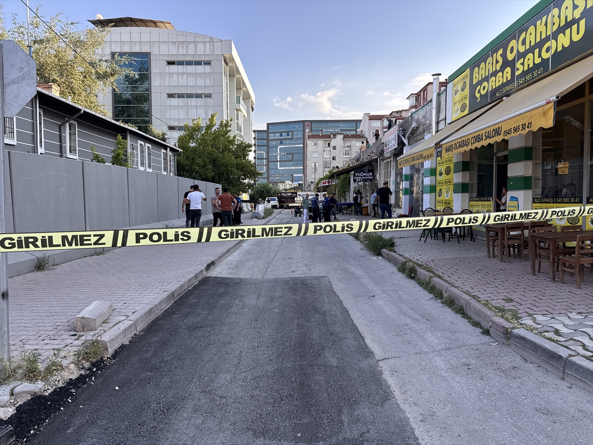 Niğde'de iki grup arasında çıkan silahlı kavgada 4 kişi yaralandı