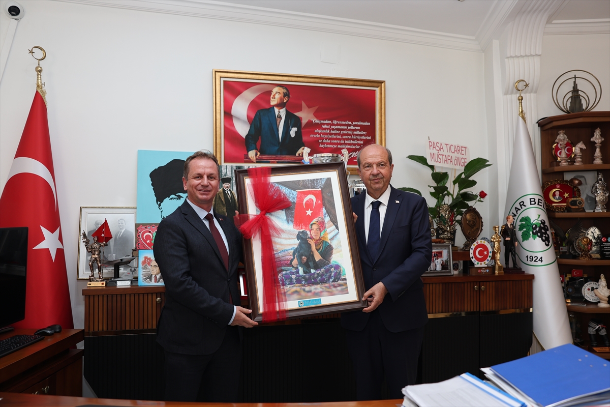 Ersin Tatar: KKTC'de temaslarda bulundu