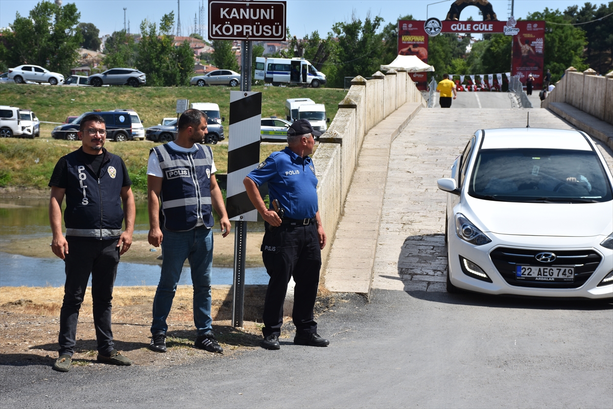 Kırkpınar'da güvenliği sağlamak için 2 bin 518 polis görev yapıyor