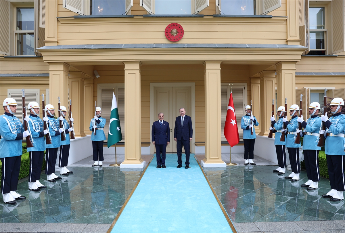 Cumhurbaşkanı Erdoğan'ın Pakistan Başbakanı Şerif ile görüşmesi başladı