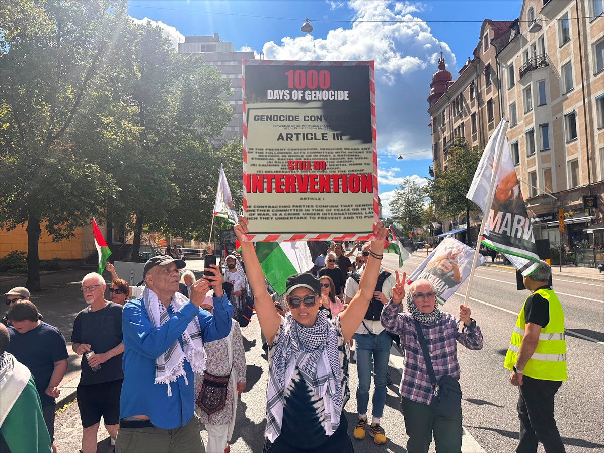 İsveç'te Gazze'deki ateşkes ihlalleri ve yardım kısıtlamaları protesto edildi