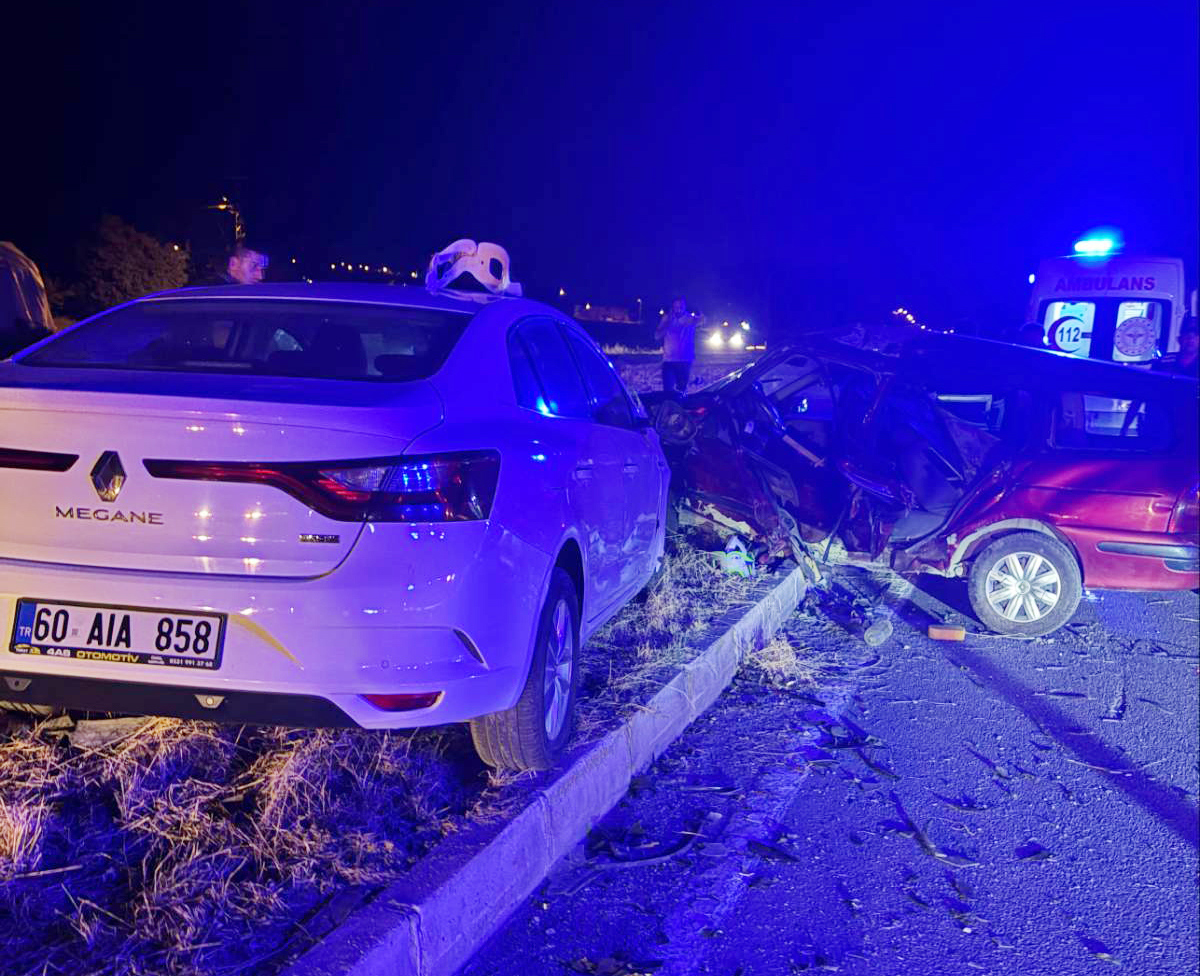 Tokat'ta trafik kazası: 9 yaralı