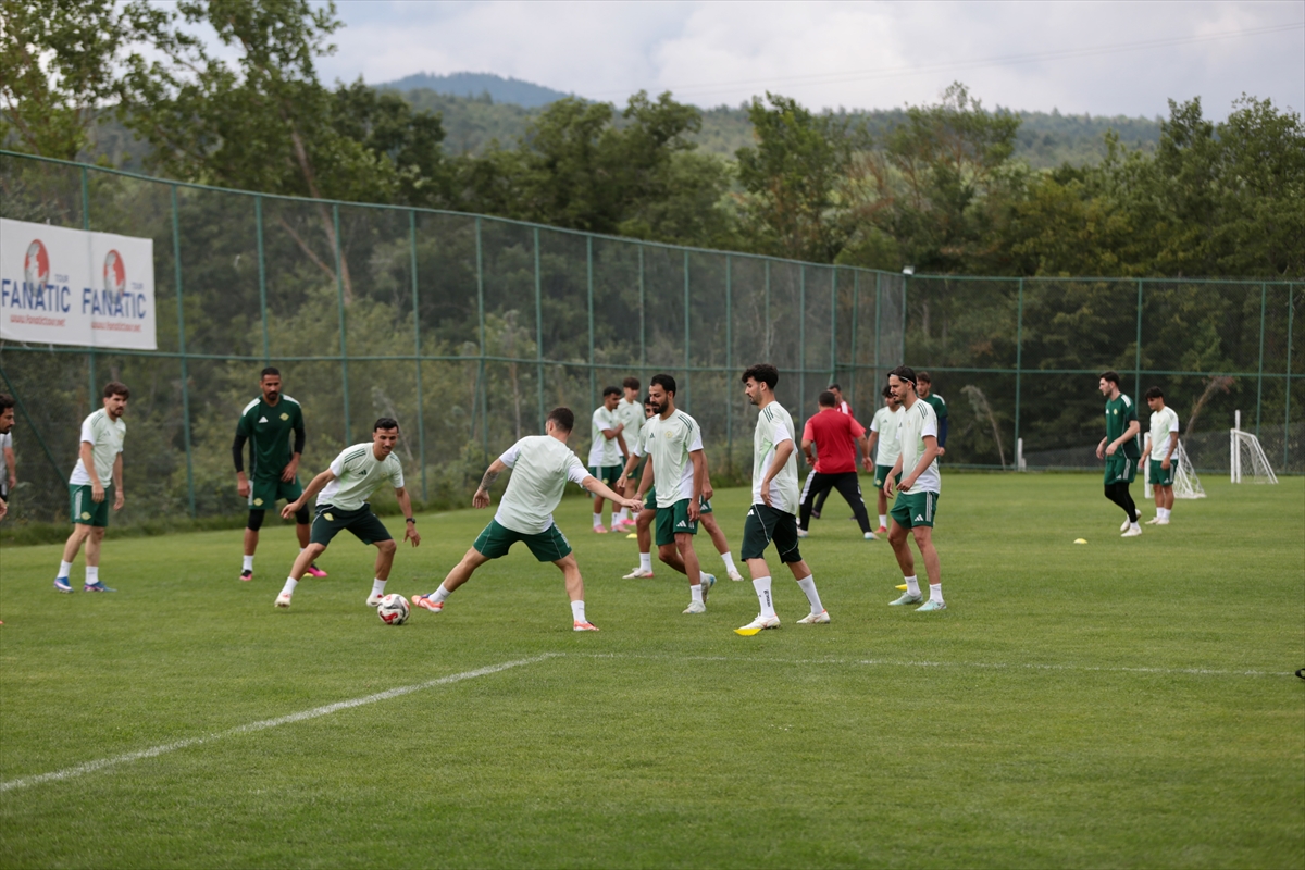 Esenler Erokspor, Bolu'da yeni sezon hazırlıklarını sürdürdü
