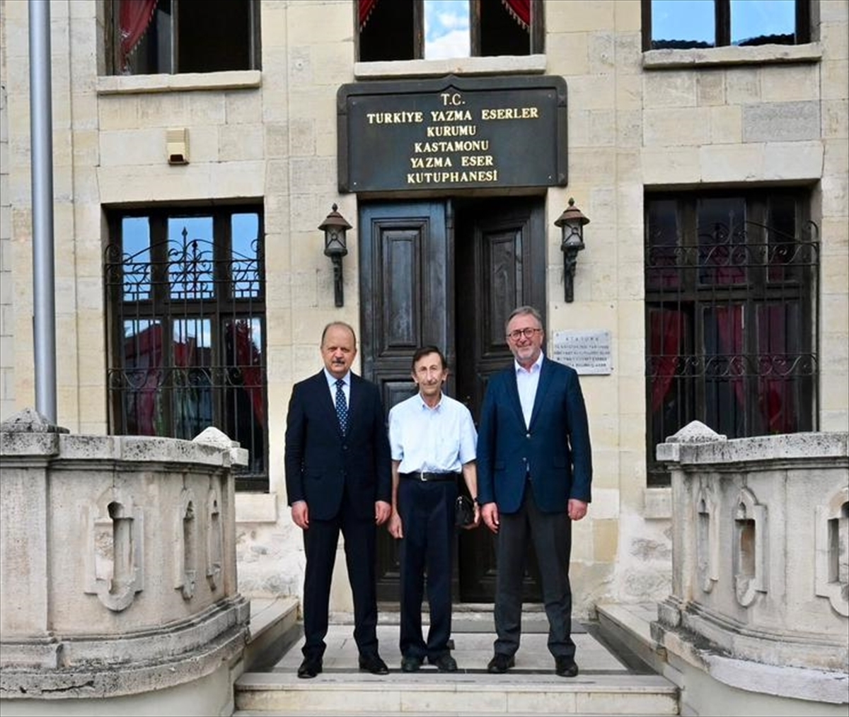 Özengicioğlu koleksiyonu TÜYEK'e bağışlandı
