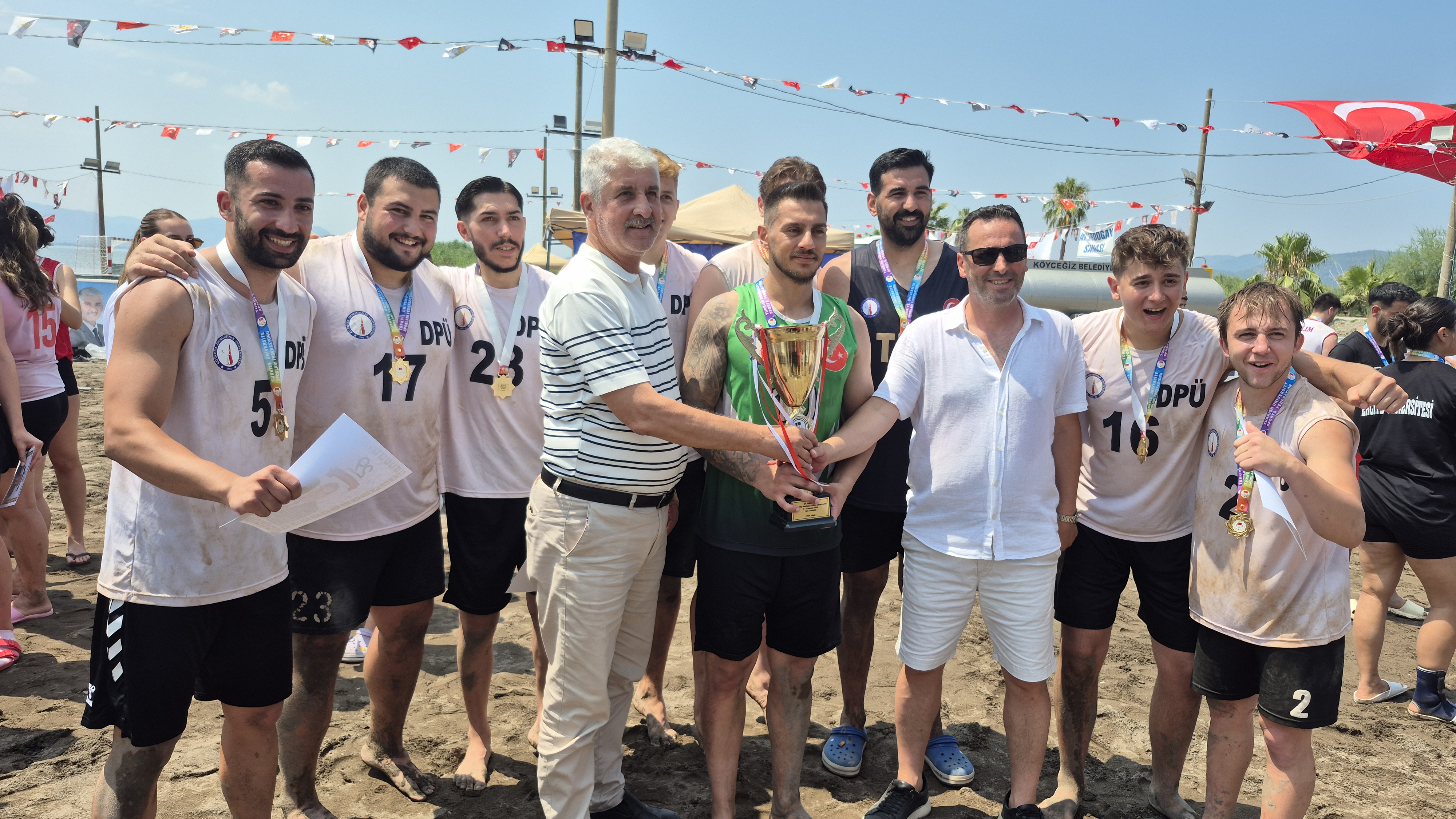 29. Yaşar Sevim Üniversiteler Arası Plaj Hentbolu Şampiyonası Köyceğiz'de sona erdi