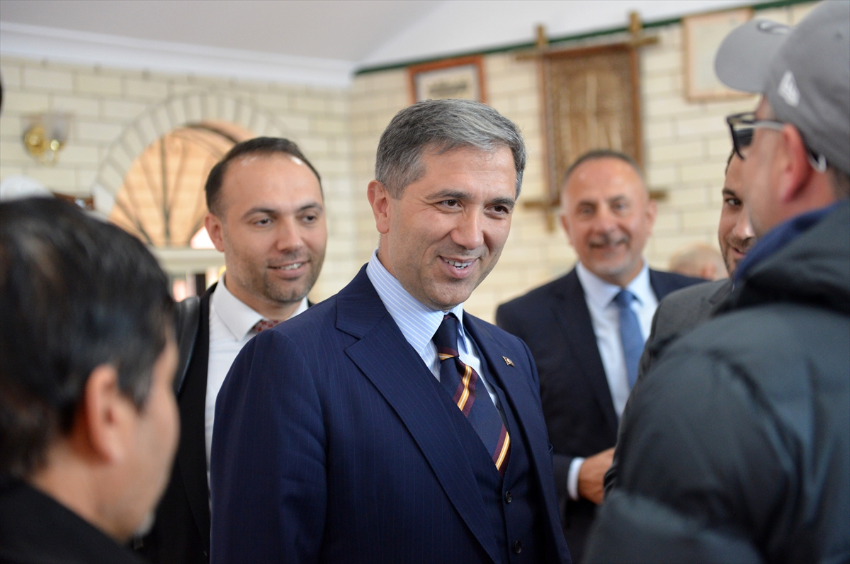 Sırakaya: Avustralya'da Türk toplumuyla bir araya geldi