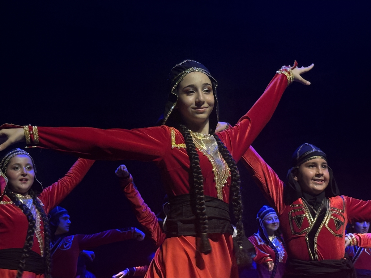 Chveneburebi Festivali Bursa'da yapıldı